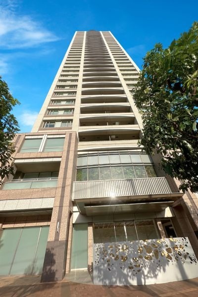 The Tokyo Towers Mid Tower